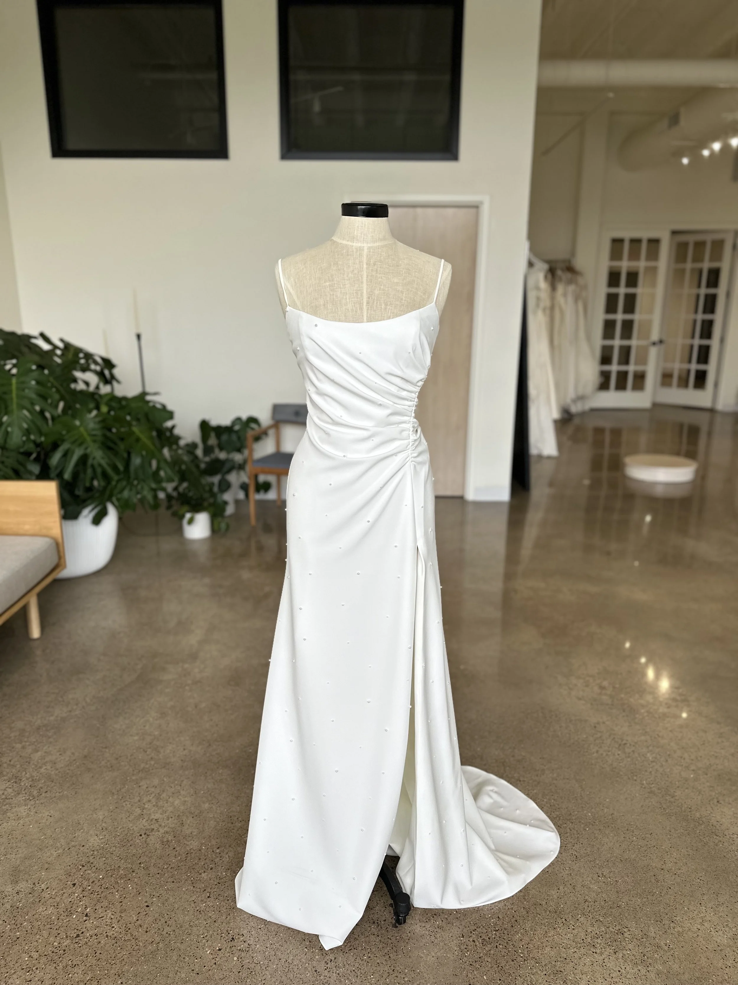 Sarah Seven 'Dion' sample // bridal size 10 | The White Room